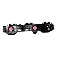 Toyota Right Hand Rear Bumper Side Retainer