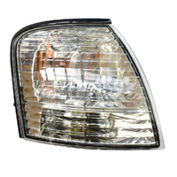 Toyota Right Hand Front Indicator Lamp Assembly for Avalon 2000-2005