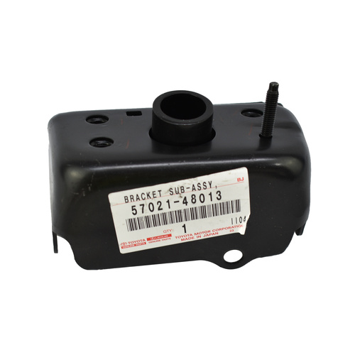 Toyota Right Hand Body Mounting Bracket for Kluger 11/2013 - 12/2013
