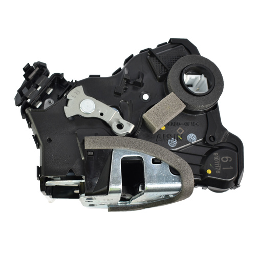 Toyota Front Door Lock Assembly TO6903026140