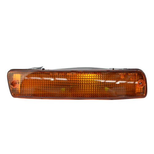 Toyota Front Turn Signal Lamp Lens & Body Right Hand TO8151160372