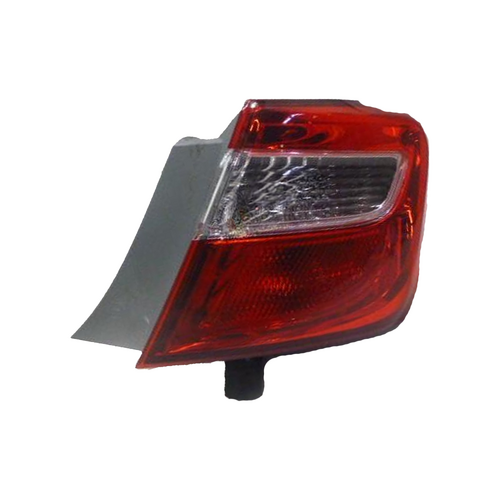 Toyota Aurion Right Hand Tail Light Lamp Lens & Body 05/2016 - 2017