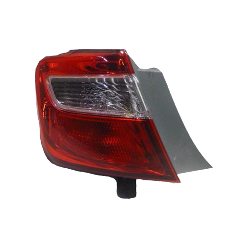 Toyota Aurion Left Hand Tail Light Lamp Lens & Body 05/2016 - 2017