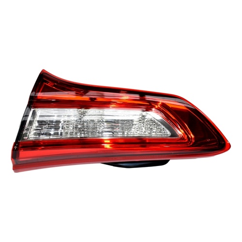 Toyota Rear Right Hand  Lamp Lens & Body