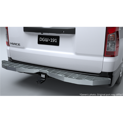 Toyota HiAce LWB Towbar with Telstra Step 